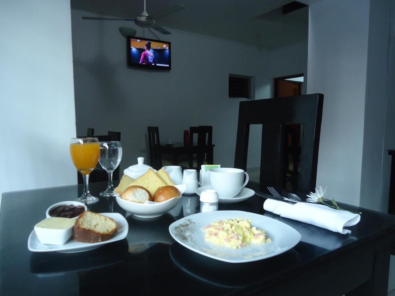 Hotel Casa Cesar Tumbes Εξωτερικό φωτογραφία